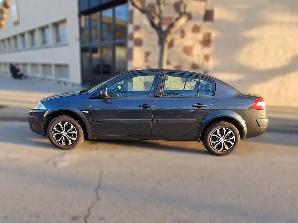 RENAULT megane - Foto 4 | Clidrive