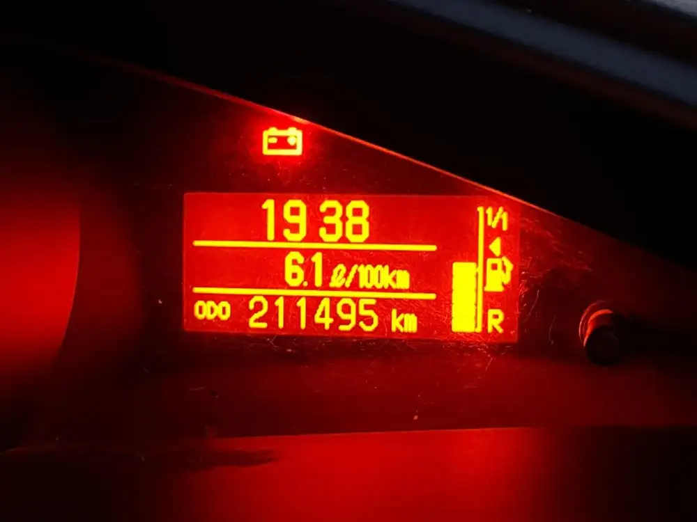 TOYOTA verso - Foto 5 | Clidrive