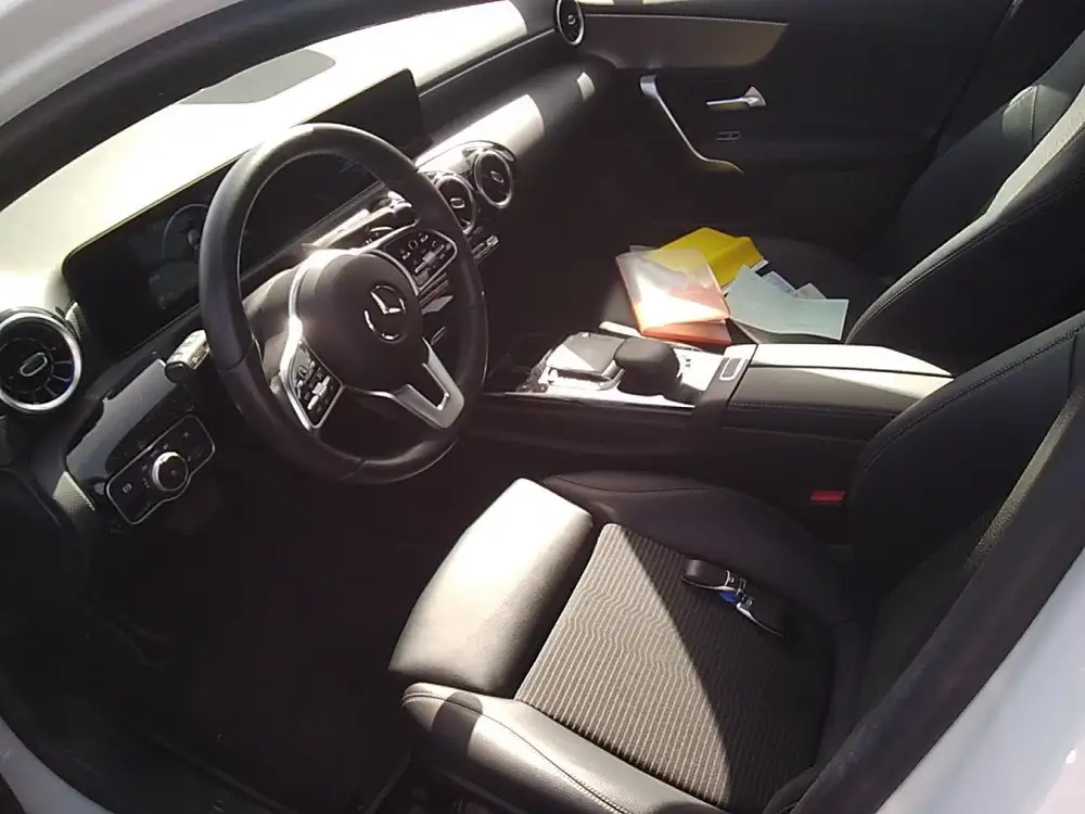 MERCEDES clase a - Foto 7 | Clidrive