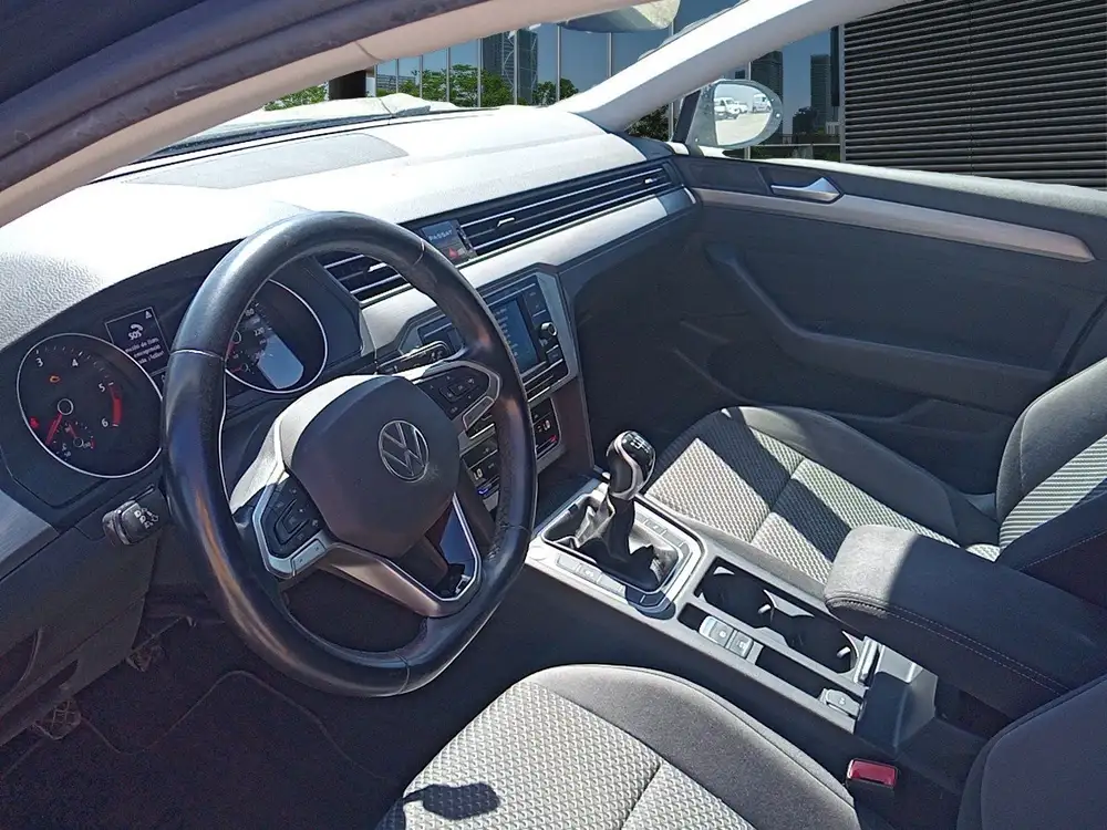 VOLKSWAGEN passat - Foto 7 | Clidrive