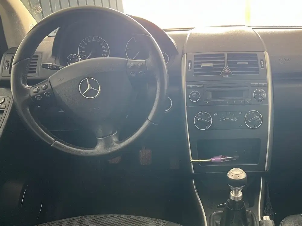 MERCEDES clase a - Foto 6 | Clidrive