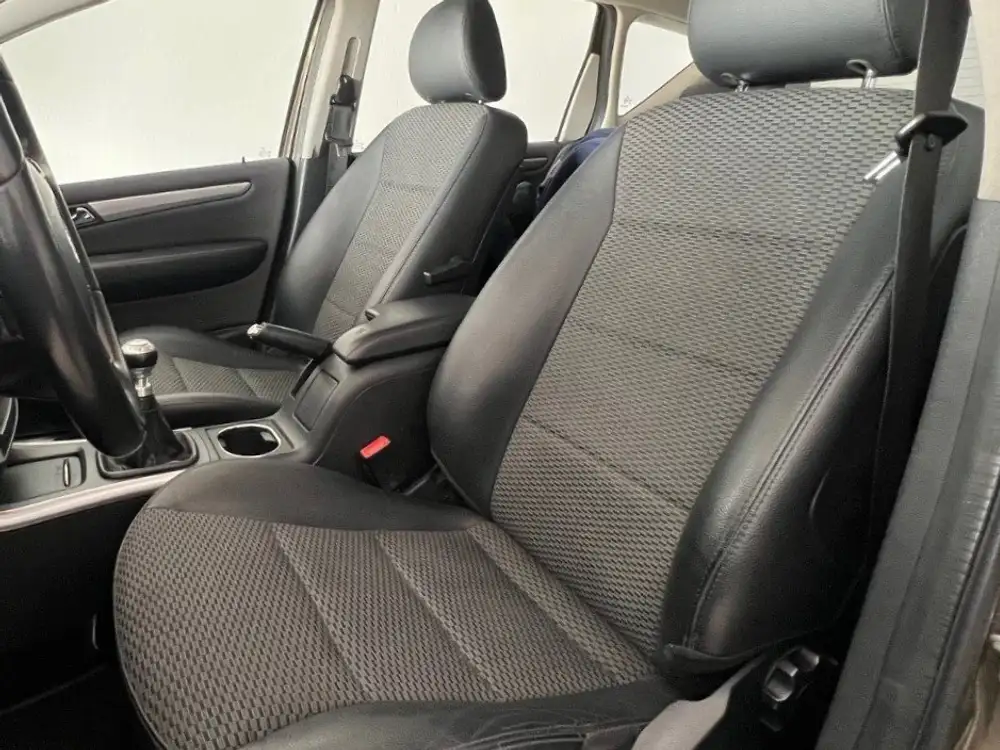 MERCEDES clase a - Foto 11 | Clidrive
