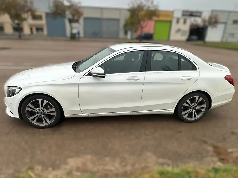 MERCEDES clase c - Foto 5 | Clidrive