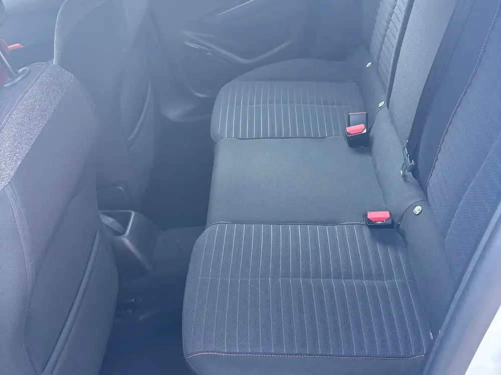 PEUGEOT 208 - Foto 10 | Clidrive