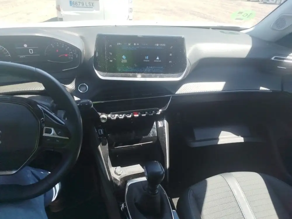 PEUGEOT 2008 - Foto 9 | Clidrive
