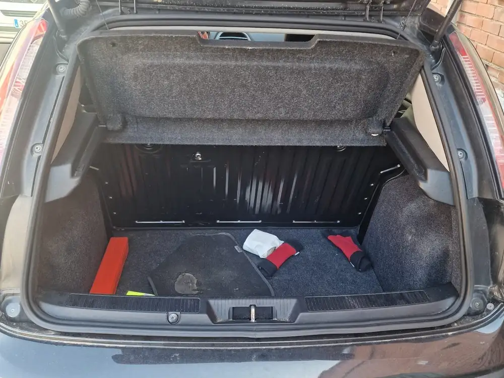 FIAT punto - Foto 11 | Clidrive