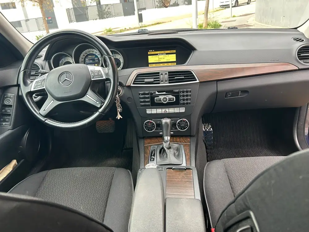 MERCEDES clase c - Foto 7 | Clidrive