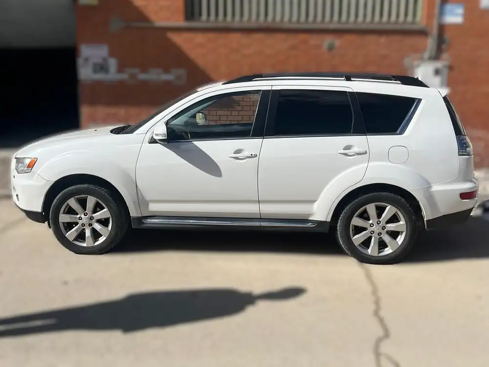 MITSUBISHI outlander - Foto 5 | Clidrive