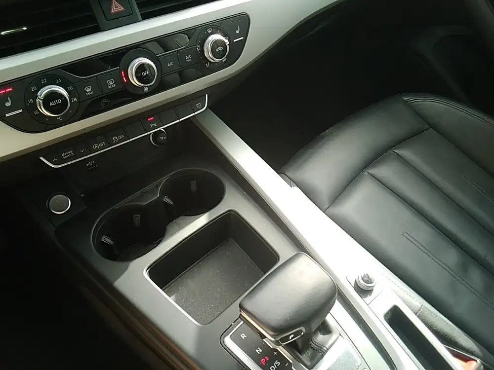 AUDI a4 - Foto 9 | Clidrive