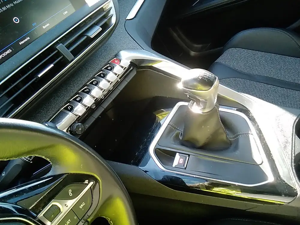 PEUGEOT 3008 - Foto 10 | Clidrive