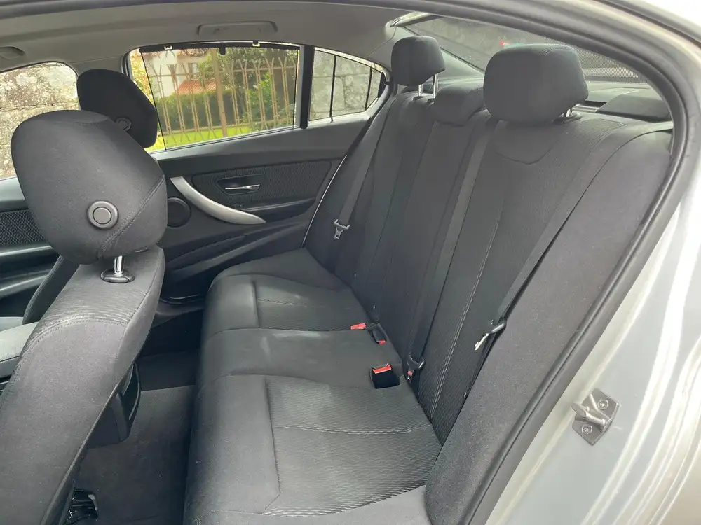 BMW serie 3 - Foto 17 | Clidrive