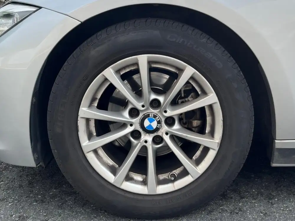 BMW serie 3 - Foto 23 | Clidrive