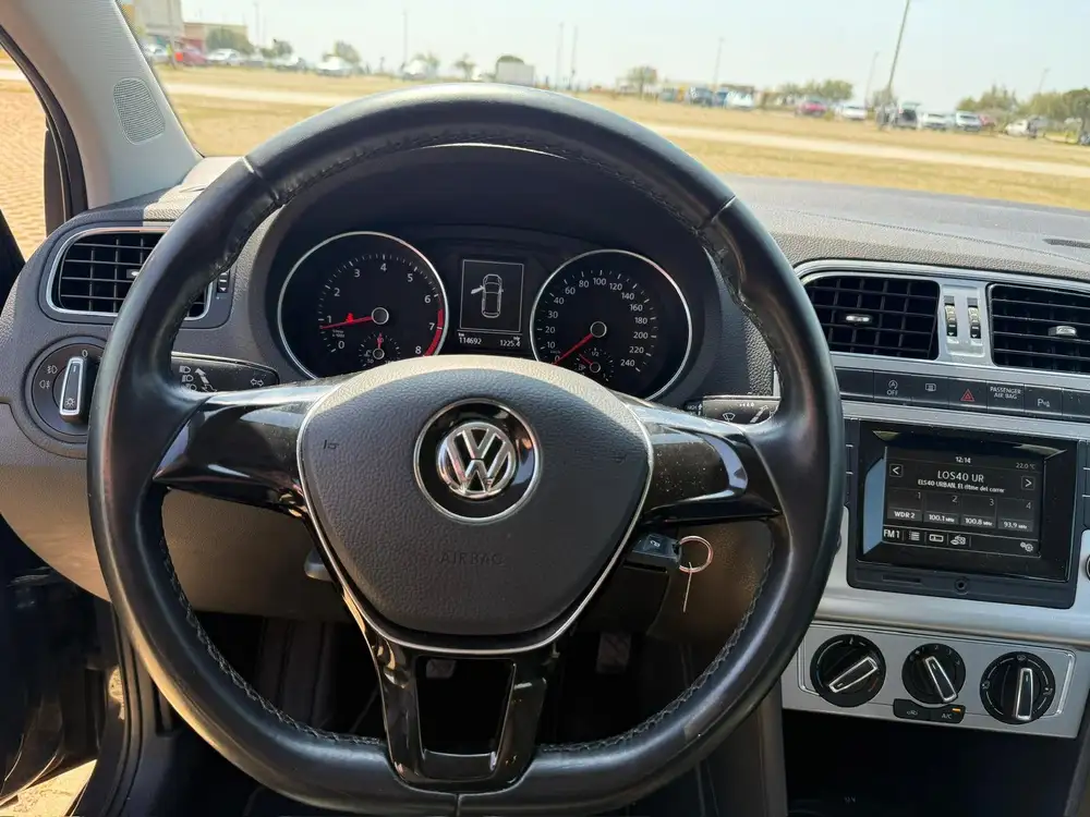 VOLKSWAGEN polo - Foto 10 | Clidrive