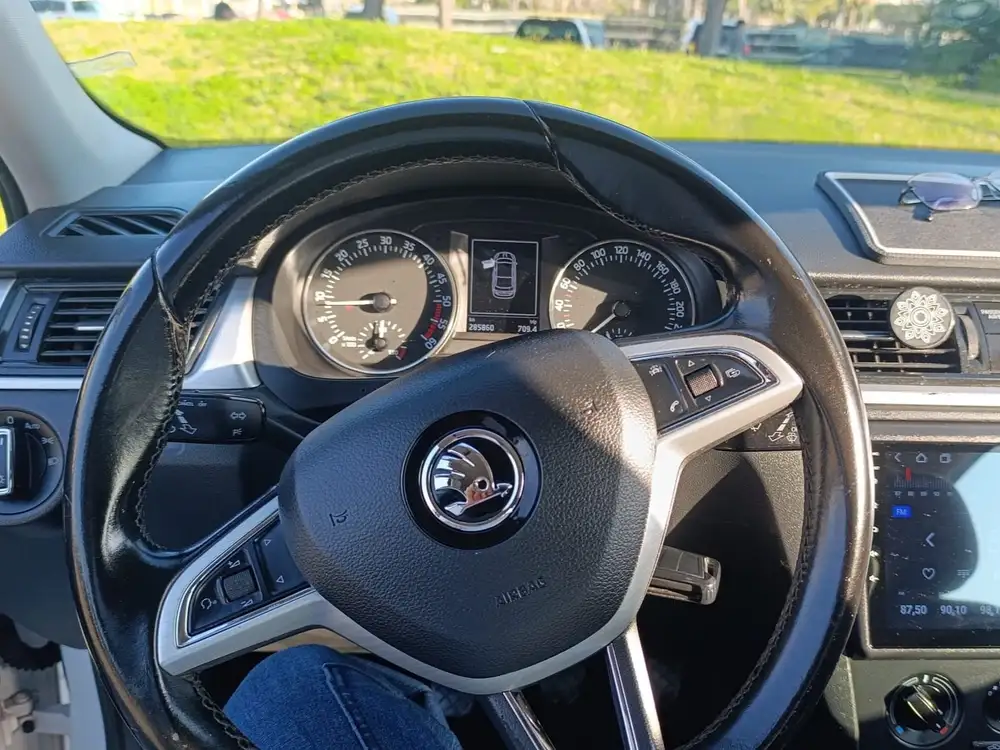 SKODA rapid - Foto 5 | Clidrive