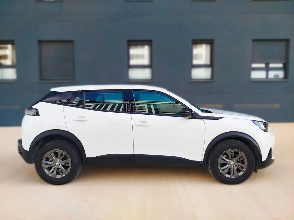 PEUGEOT 2008 - Foto 4 | Clidrive
