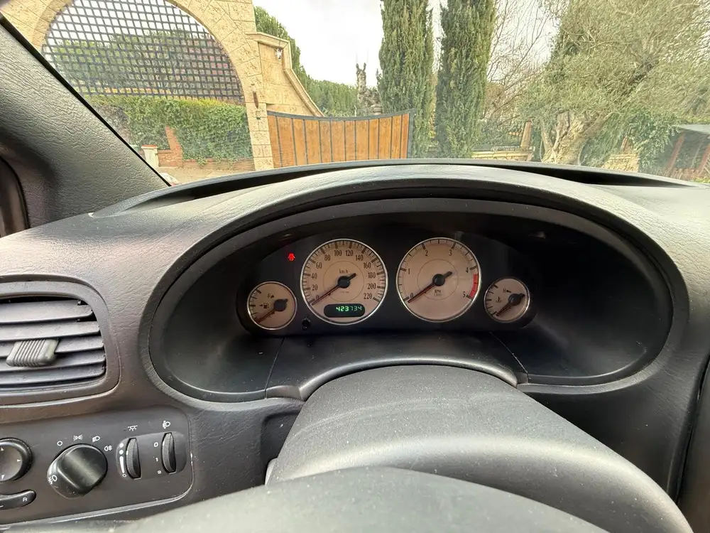 CHRYSLER voyager - Foto 7 | Clidrive