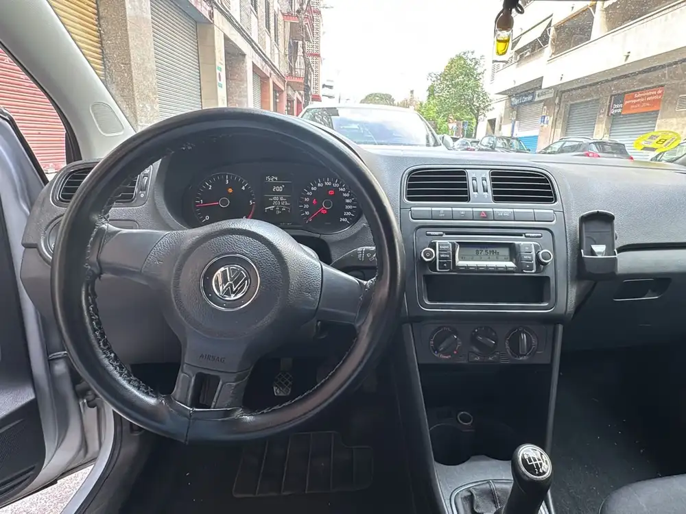 VOLKSWAGEN polo - Foto 5 | Clidrive