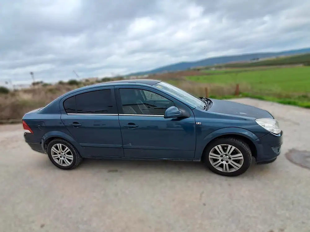 OPEL astra - Foto 4 | Clidrive