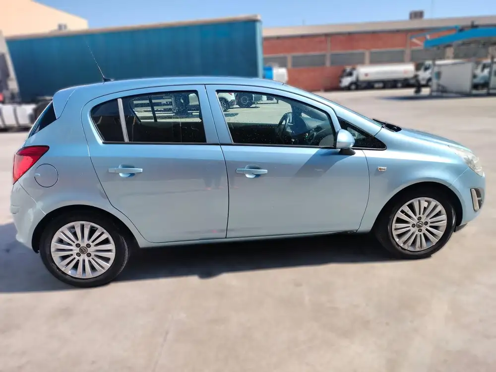 OPEL corsa - Foto 3 | Clidrive
