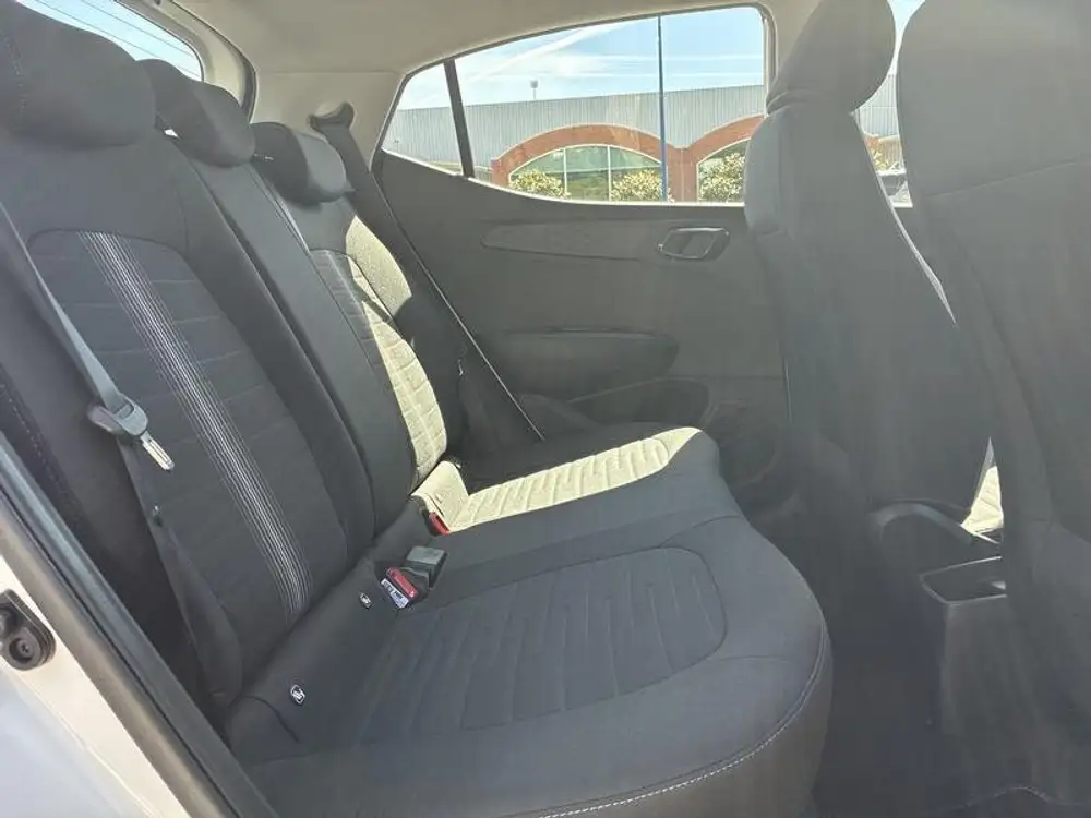 HYUNDAI i10 - Foto 20 | Clidrive