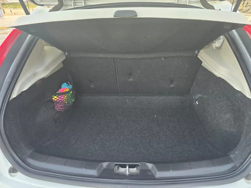 VOLVO V40 - Foto 14 | Clidrive
