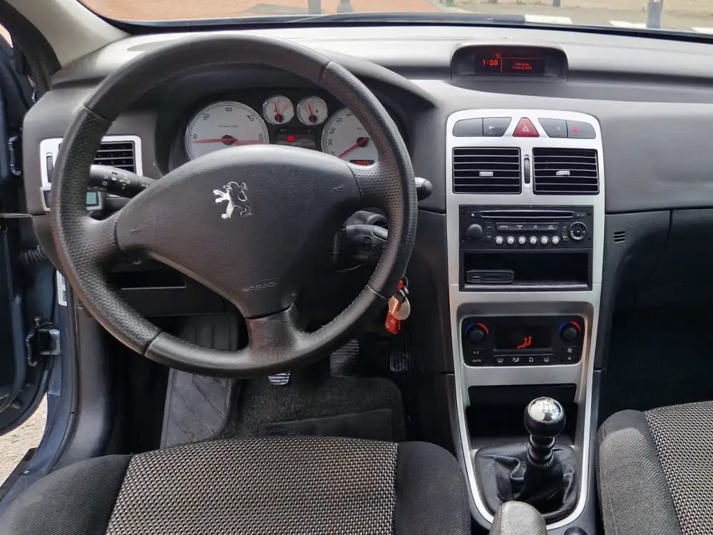 PEUGEOT 307 sw - Foto 5 | Clidrive