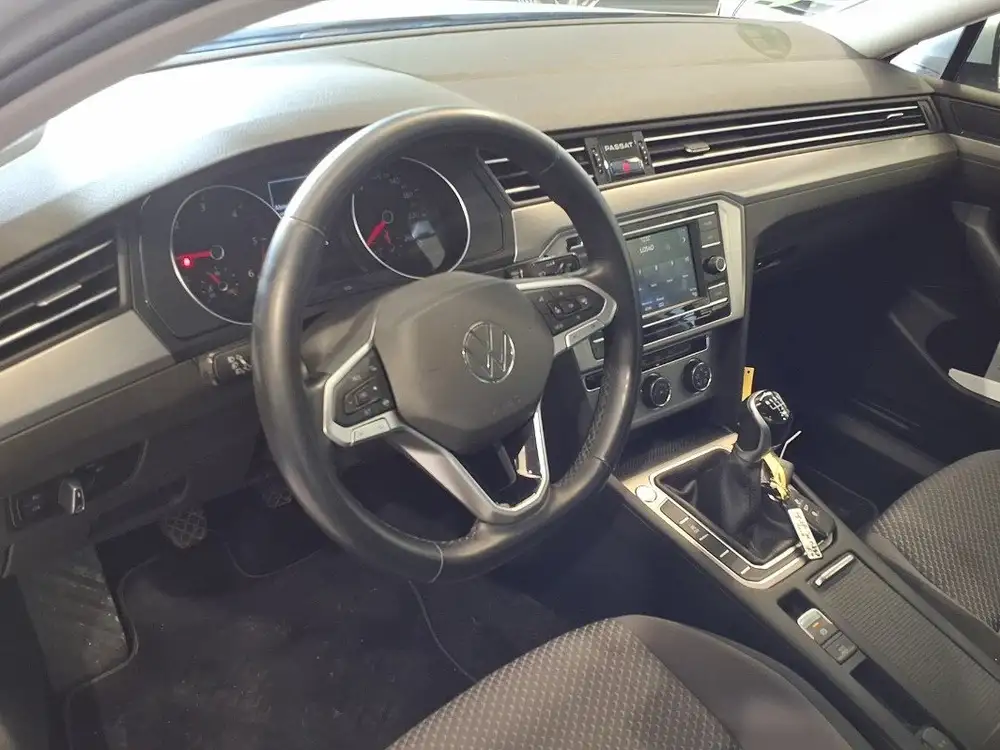 VOLKSWAGEN passat - Foto 6 | Clidrive