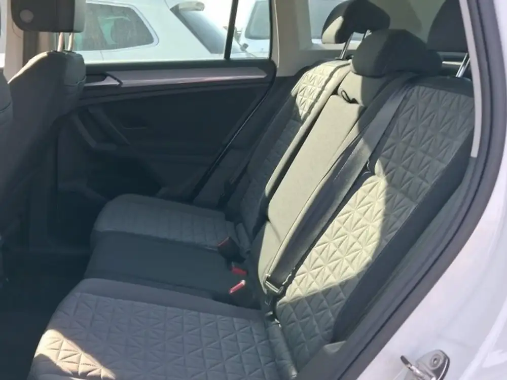 VOLKSWAGEN tiguan - Foto 11 | Clidrive